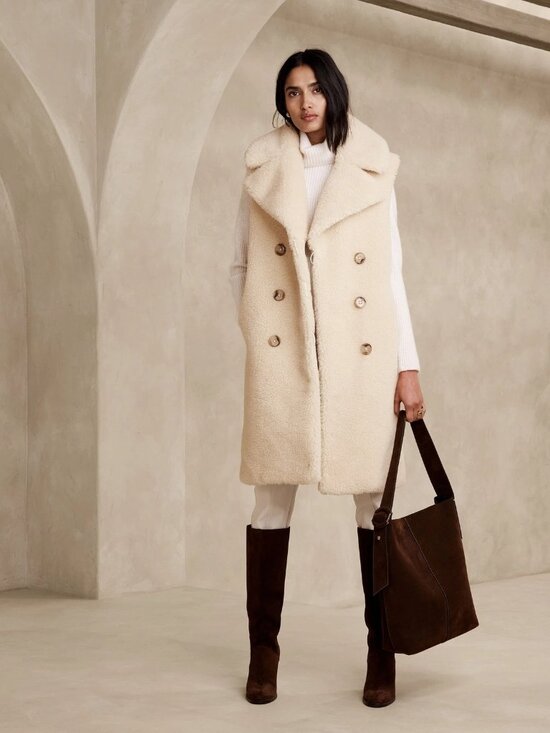 Banana Republic Jackets & Blazers - Banana Republic Cora Sherpa Vest M/L Beige Double-Breasted Wool Boho